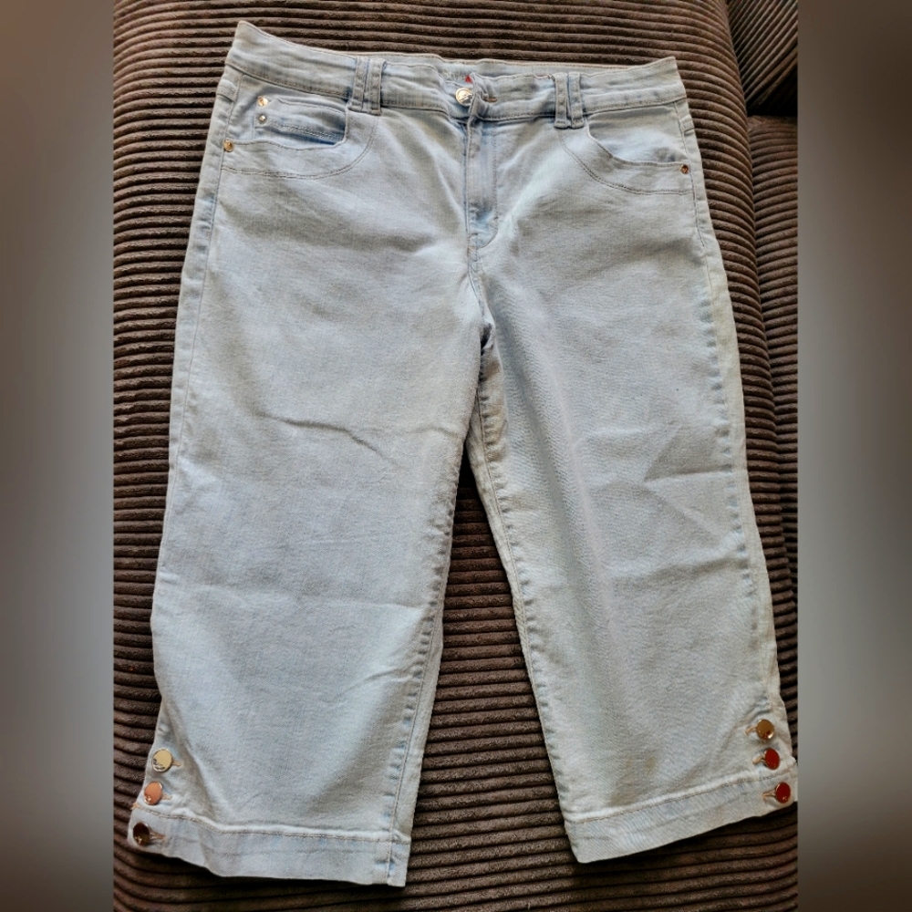 Denim capris